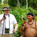 The eader of the Yanomami, Daví Kopenawa, tells the King about life in the rainforest.  (Photo: Rainforest Foundation Norway / ISA Brazil)